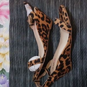 Sandals size 6